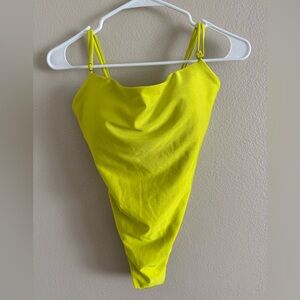 Shade & Shore Bright Yellow One-Piece Swimsuit with Cheeky Backside‎ size Medium